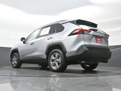 Used 2025 Toyota RAV4 XLE AWD/4WD image 30