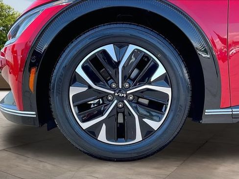 Used 2023 Kia EV6 Wind w/ Wind Technology Package RWD image 30