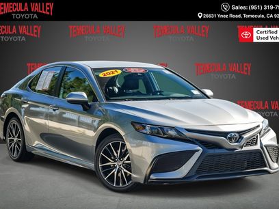 Used 2021 Toyota Camry SE w/ Carpet Mat Package (TMS)