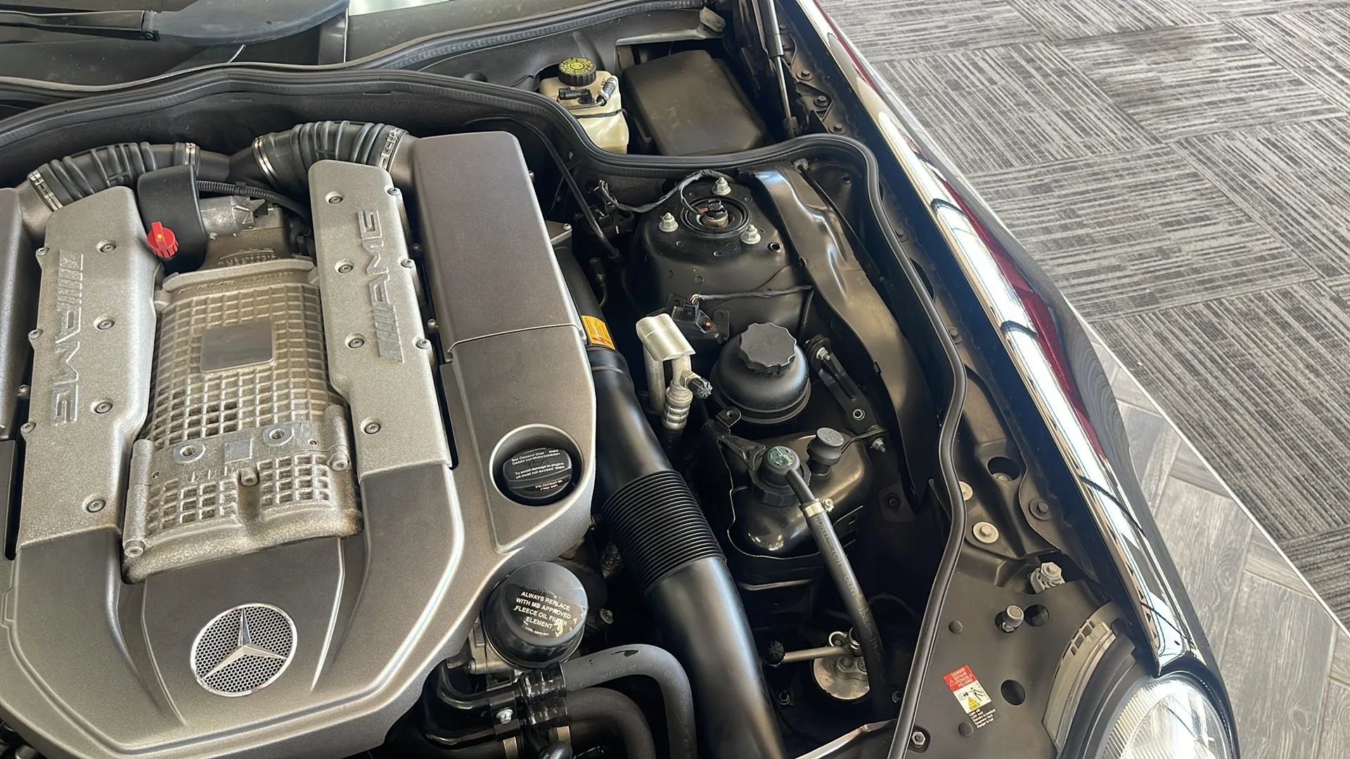 Used 2005 Mercedes-Benz SL 55 AMG image 30