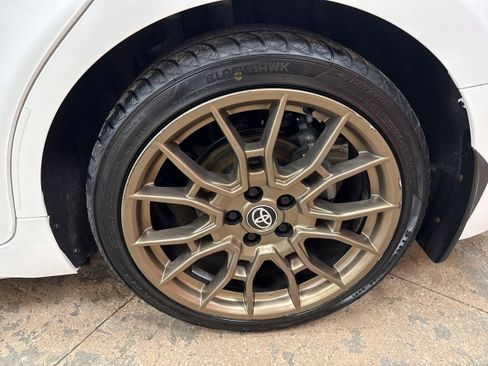 Used 2023 Toyota Camry SE w/ Convenience Package image 7