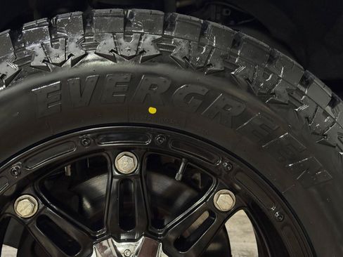 Used 2014 Ford F250 Platinum w/ FX4 Off-Road Package AWD/4WD image 56