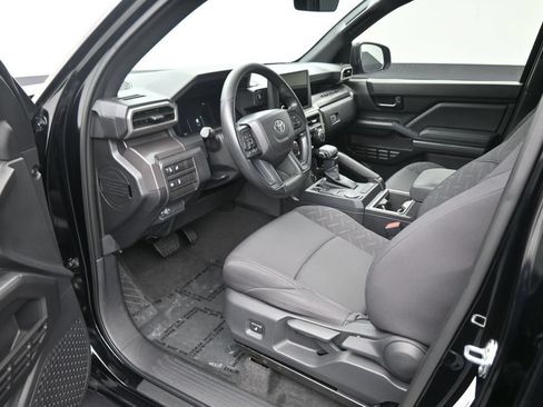 Used 2025 Toyota Tacoma SR5 RWD image 11