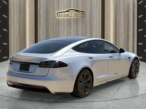 Used 2025 Tesla Model S AWD/4WD image 7