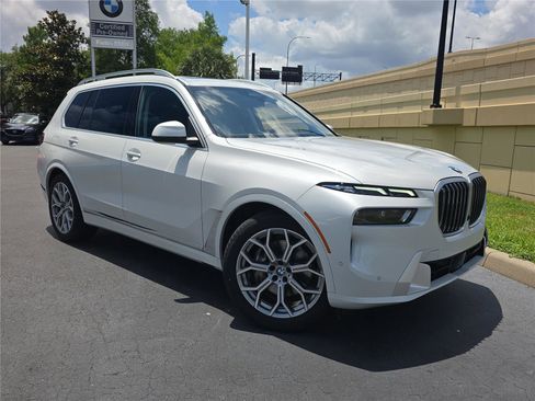 Used 2025 BMW X7 xDrive40i AWD/4WD image 30