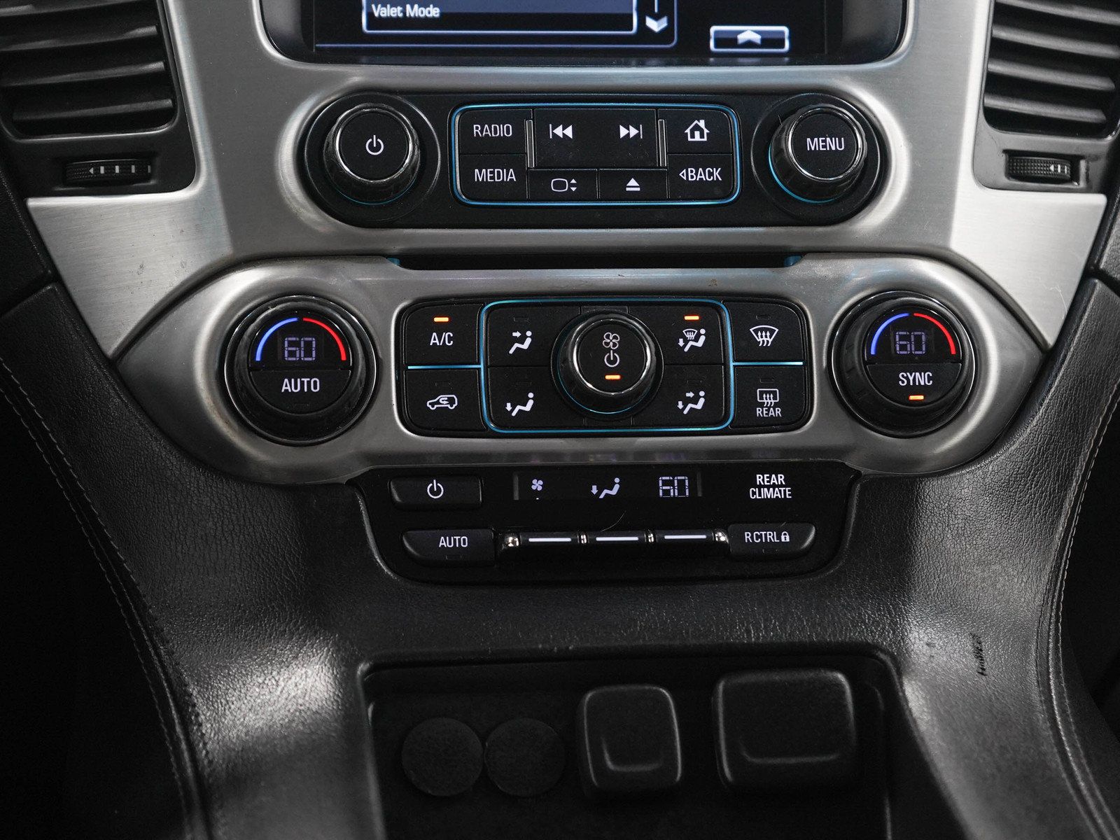 Used 2018 GMC Yukon SLE w/ SLE Value Package AWD/4WD image 21