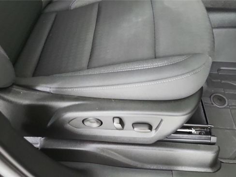 Used 2024 Chevrolet Tahoe LS AWD/4WD image 27