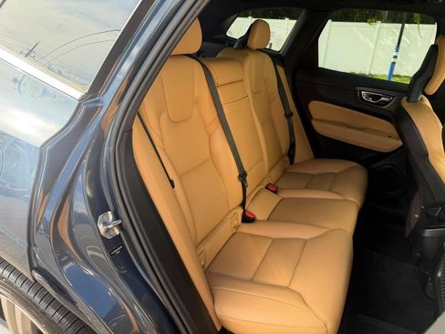 Used 2018 Volvo XC60 T6 Momentum w/ Convenience Package AWD/4WD image 45
