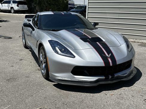 Used 2014 Chevrolet Corvette Stingray Coupe RWD image 8