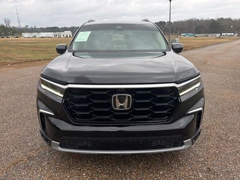 Used 2025 Honda Pilot Elite image 6