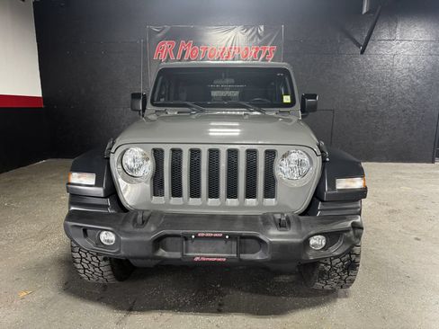 Used 2019 Jeep Wrangler Unlimited Sport S AWD/4WD image 8