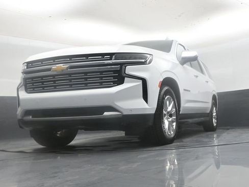 Used 2023 Chevrolet Suburban Premier RWD image 44