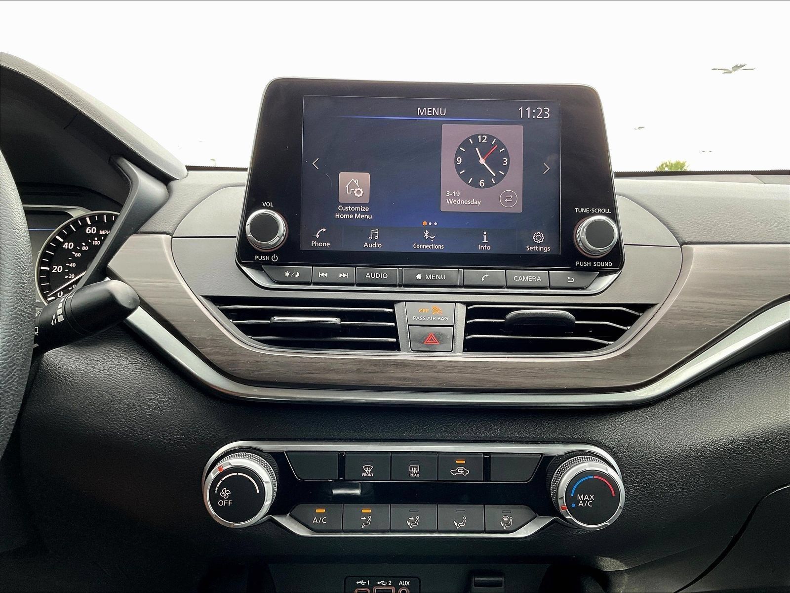 Certified 2024 Nissan Altima 2.5 SV FWD image 18