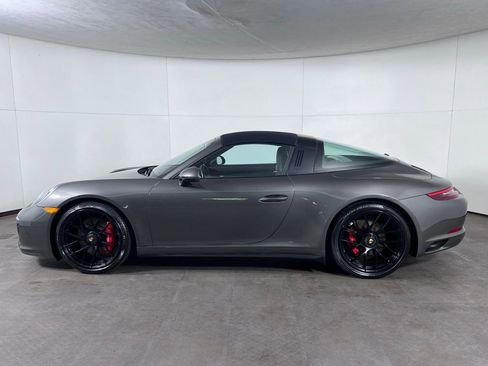 Certified 2019 Porsche 911 Targa 4 GTS AWD/4WD image 2