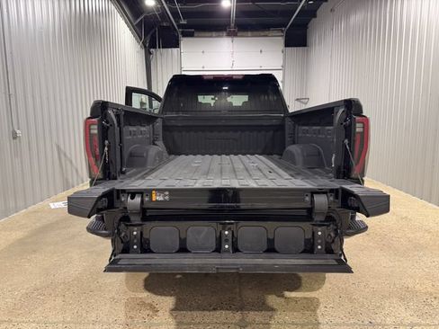 Used 2024 GMC Sierra 2500 AT4 AWD/4WD image 27