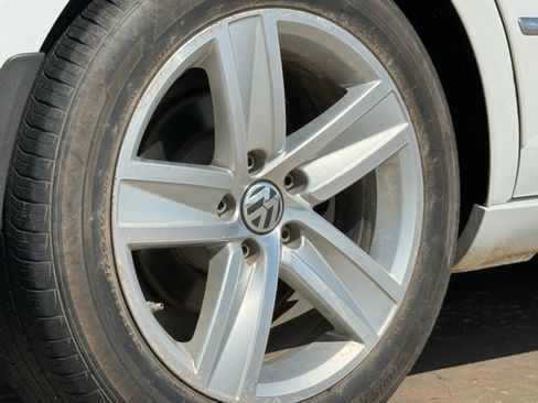 Used 2015 Volkswagen CC Sport FWD image 13
