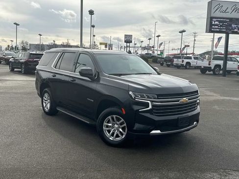 Used 2024 Chevrolet Tahoe LT AWD/4WD image 2