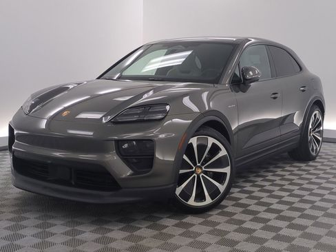 Certified 2025 Porsche Macan Electric RWD image 1