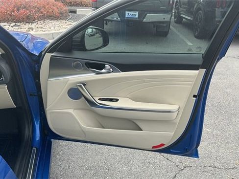 Certified 2023 Kia Stinger GT2 image 10