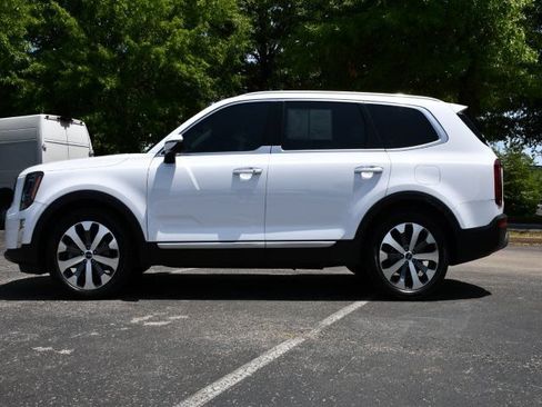 Used 2022 Kia Telluride S AWD/4WD image 4