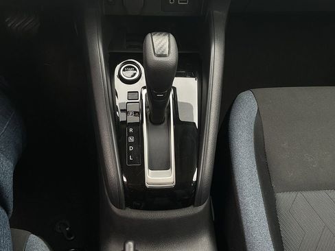 Used 2025 Nissan Versa SV FWD image 22
