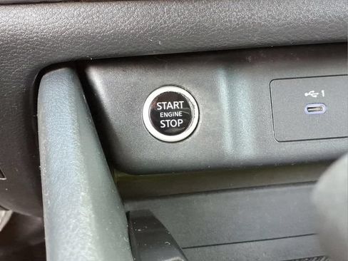 Used 2023 Nissan Rogue S AWD/4WD image 13