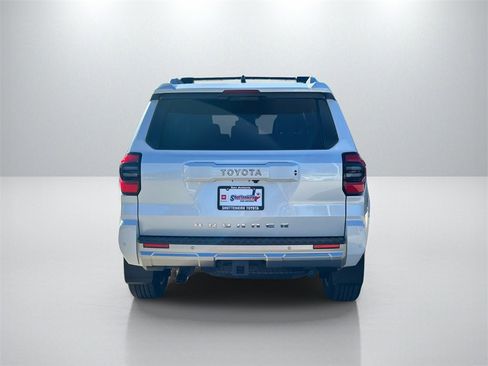 Used 2025 Toyota 4Runner Limited image 6