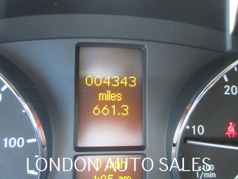 Used 2017 Mercedes-Benz Sprinter 3500 image 10