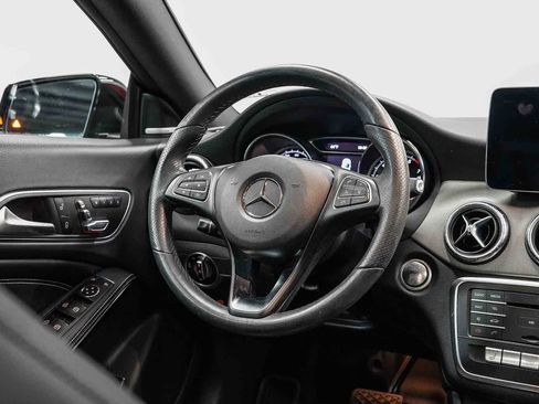 Used 2019 Mercedes-Benz CLA 250 image 15