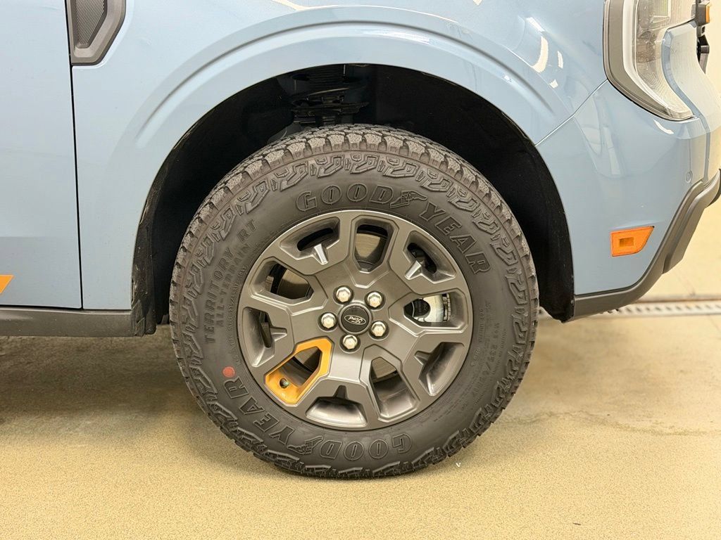 Used 2026 Ford Maverick Tremor AWD/4WD image 4