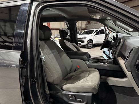 Used 2018 Ford F150 XLT w/ Equipment Group 302A Luxury image 27