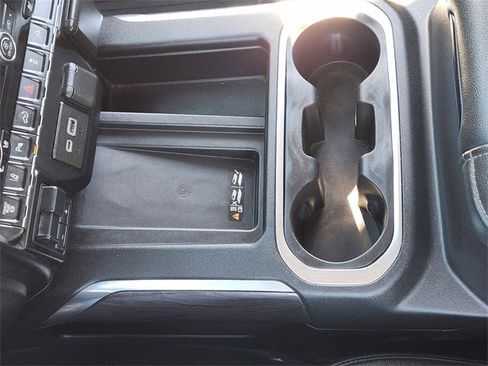 Used 2020 Chevrolet Silverado 2500 LTZ w/ LTZ Premium Package image 20