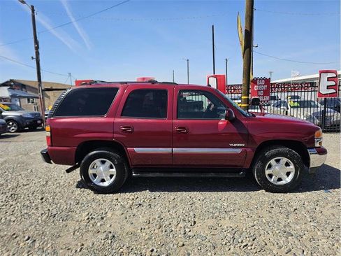Used 2005 GMC Yukon 2WD image 4