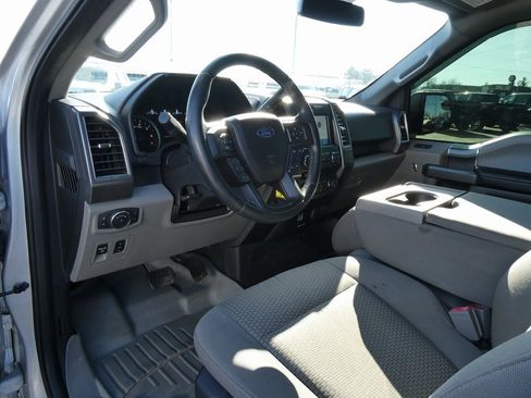 Used 2018 Ford F150 XLT w/ Equipment Group 302A Luxury image 21