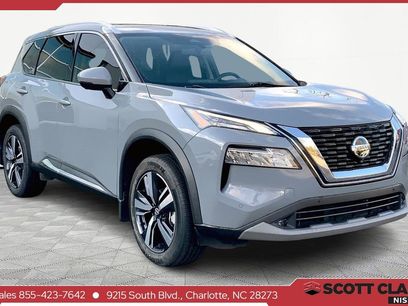 Used 2021 Nissan Rogue SL w/ Premium Package