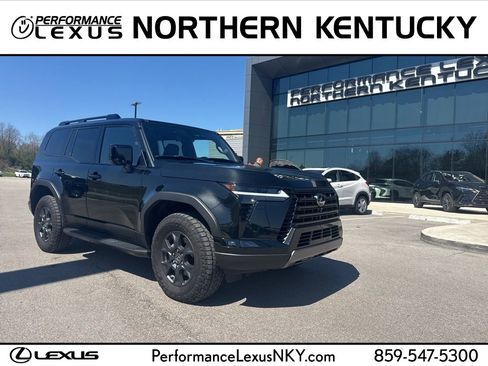 Used 2024 Lexus GX 550 image 1