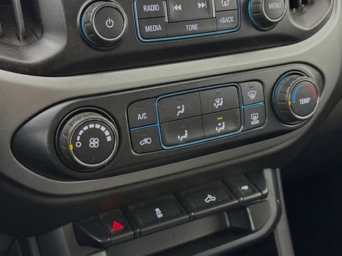 Used 2015 Chevrolet Colorado LT w/ LT Convenience Package image 15