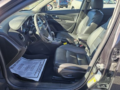 Used 2016 Chevrolet Cruze LTZ image 3
