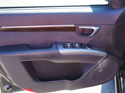 Used 2012 Hyundai Santa Fe SE AWD/4WD image 11