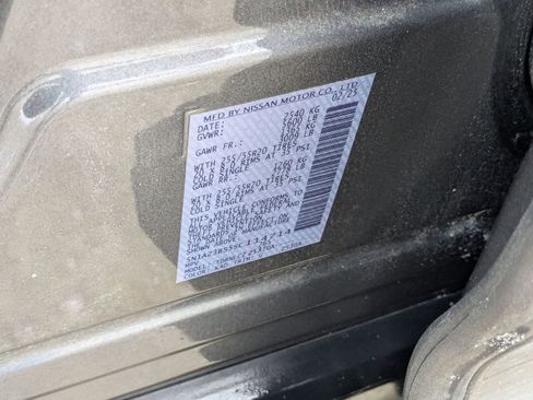 Used 2025 Nissan Murano SV image 35