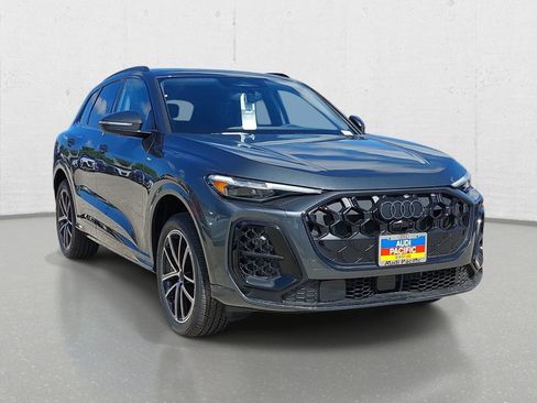 New 2026 Audi Q5 Premium Plus AWD/4WD image 3