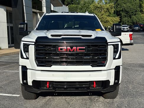 Used 2026 GMC Sierra 2500 AT4 w/ AT4 Premium Plus Package AWD/4WD image 3