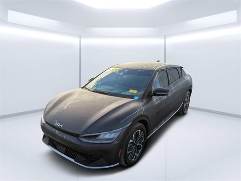 Used 2024 Kia EV6 Light image 7