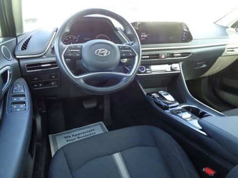 Used 2023 Hyundai Sonata SEL w/ Convenience Package FWD image 17