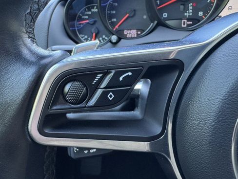 Used 2018 Porsche Cayenne AWD/4WD image 37
