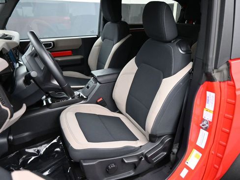 Used 2023 Ford Bronco Big Bend AWD/4WD image 16