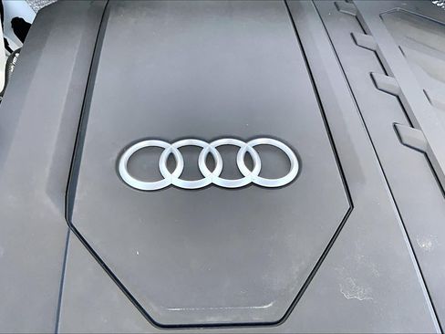 Used 2021 Audi Q5 2.0T Premium Plus w/ Premium Plus Package AWD/4WD image 32