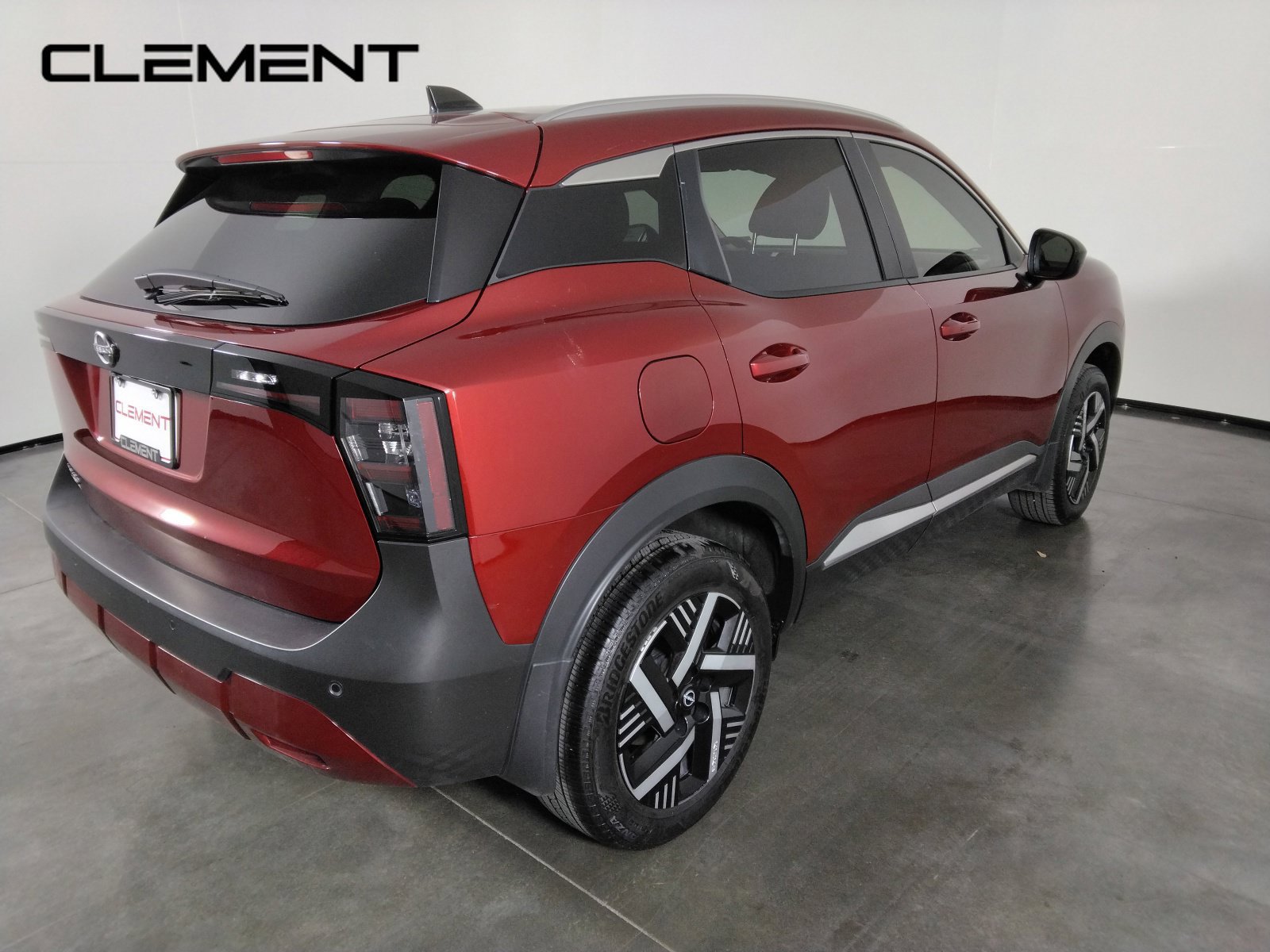 Used 2026 Nissan Kicks SV FWD image 4