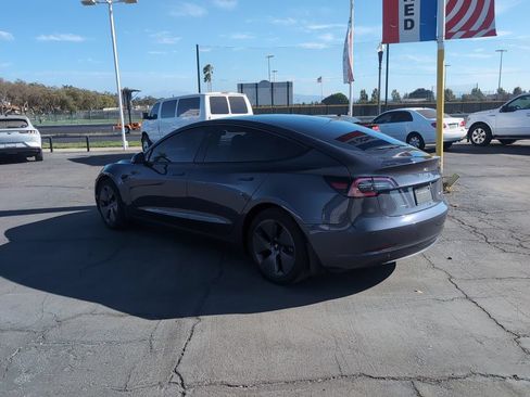 Used 2021 Tesla Model 3 Long Range AWD/4WD image 4