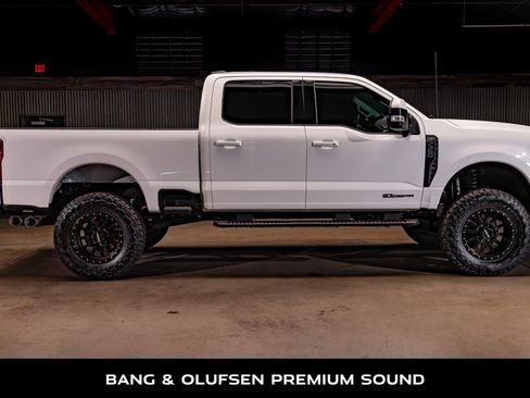 Used 2023 Ford F350 Lariat w/ Lariat Ultimate Package AWD/4WD image 10